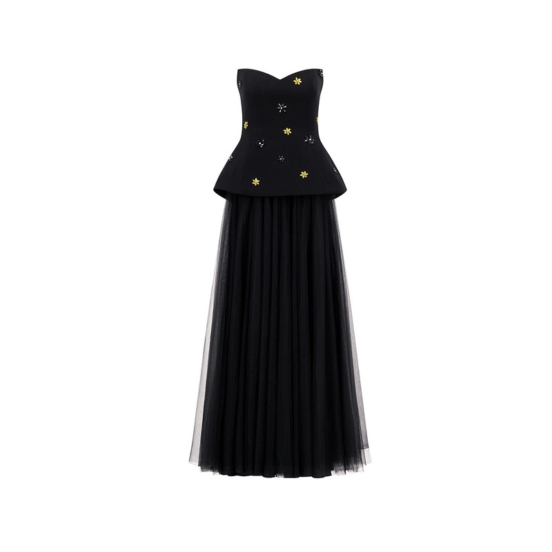 SWEETHEART NECKLINE GOWN IN BLACK