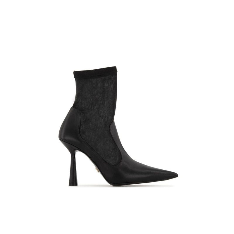 ANNA BLACK HEELED BOOTS