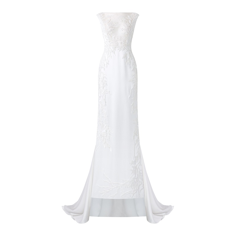 SLEEVELESS SEE-THROUGH CHEST GOWN