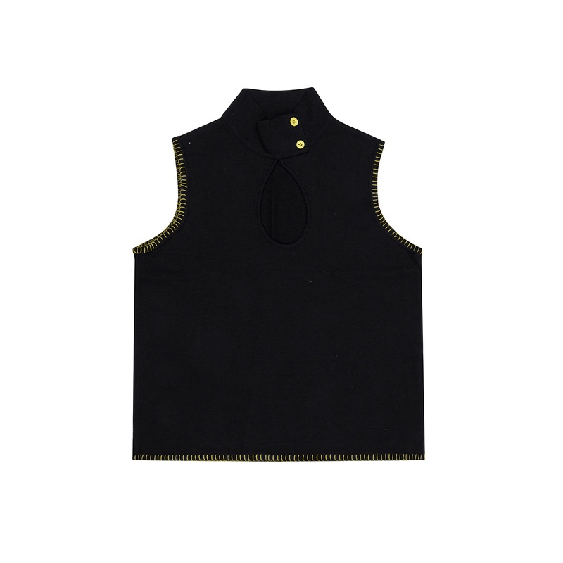 KNIT TOP WITH CROCHET DETAILING