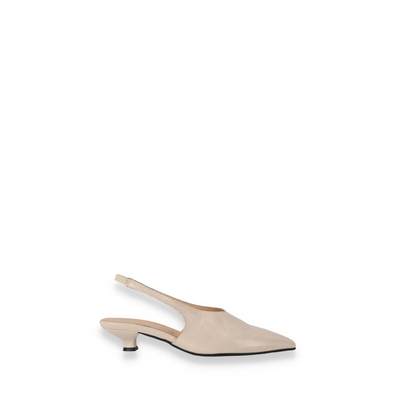 EROS LEATHER PUMPS IN CREAM