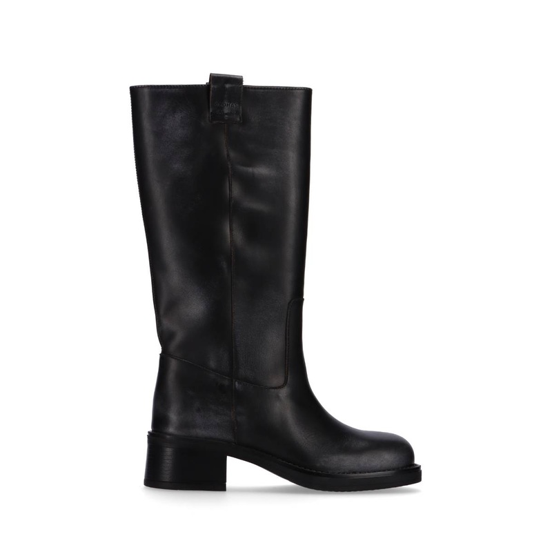 SAJAN LEATHER BOOTS IN BLACK