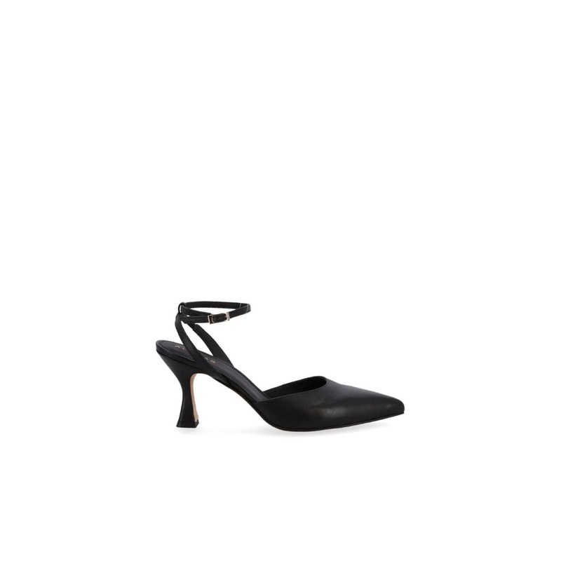 CINDERELLA BLACK PUMPS