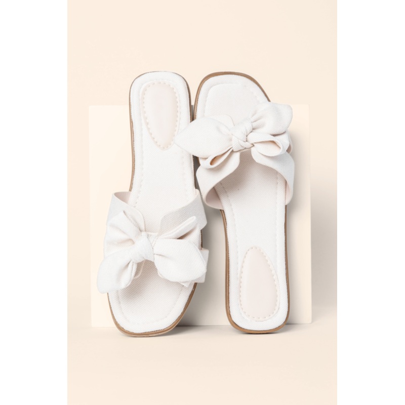 Reagan Ivory Bow Sandals