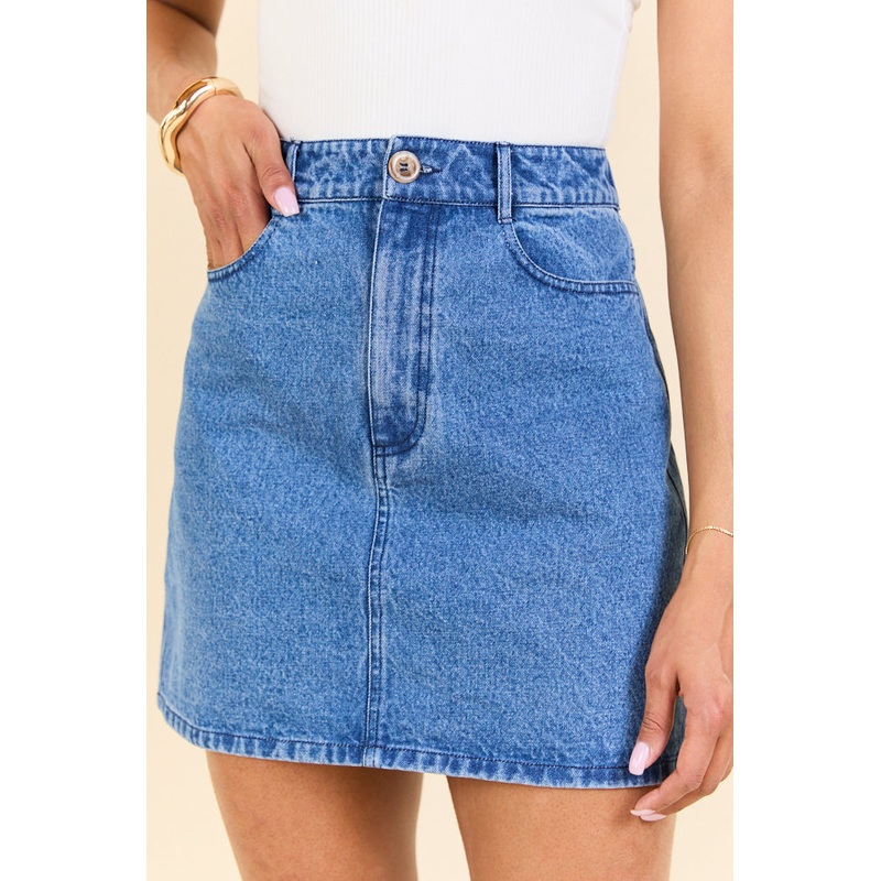 Classic Cut Denim Skirt