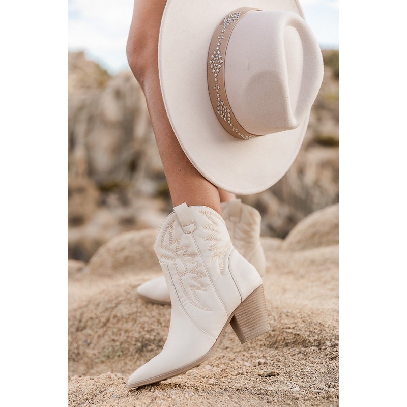 Shasta Short Off-White Cowboy Boots FINAL SALE