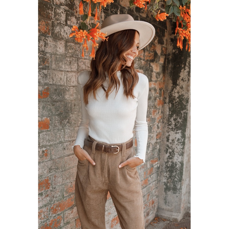 Shadow Top – White