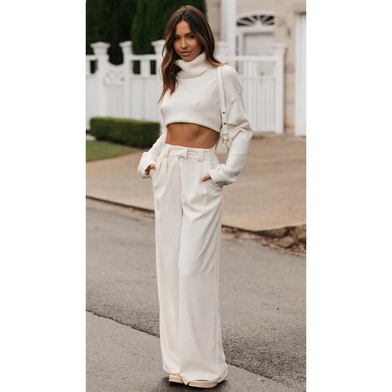 Beige Wide-Leg Side Pockets Pants