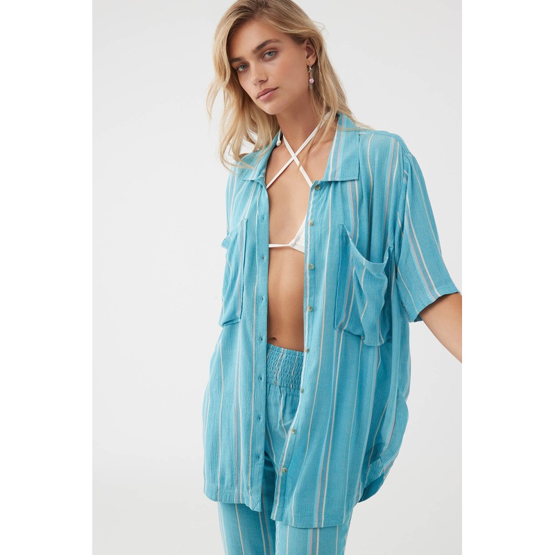 TRICIA BUTTON-UP TOP
