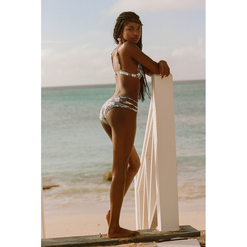 EMILIA BOULDERS STRAPPY FULL BOTTOMS